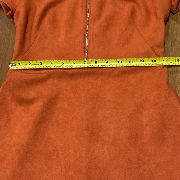 Calvin Klein Faux Suede Dress Burnt Orange Size 4 Gold Zip Circle Pull Accent - Picture 8 of 9